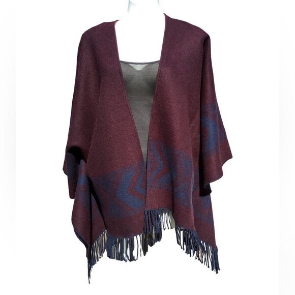 American Eagle Outfitters Southwestern Fringed Poncho Shawl One Size - Picture 1 of 9